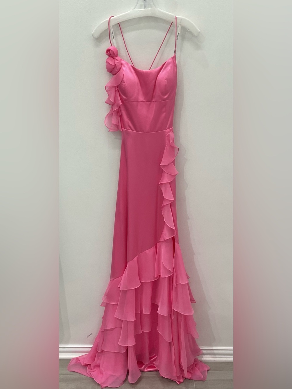 💗 Sherri Hill Hot Pink Asymmetric Ruffle Rosette Gown Sz 6!